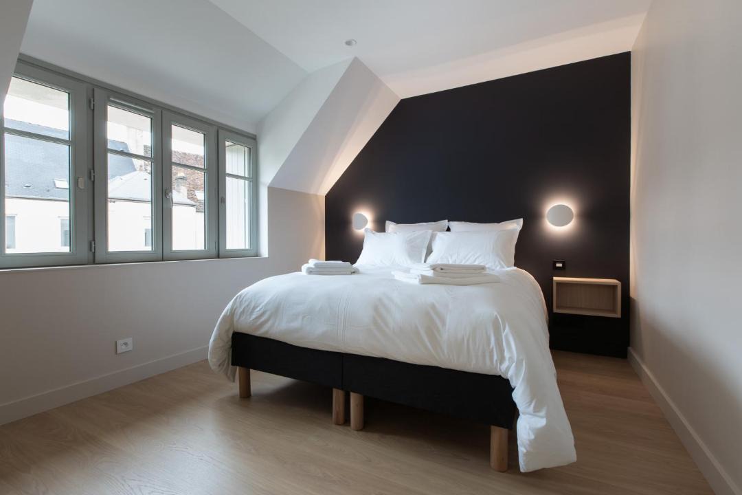 Photo of Bedroom in Nuits-Saint-Georges