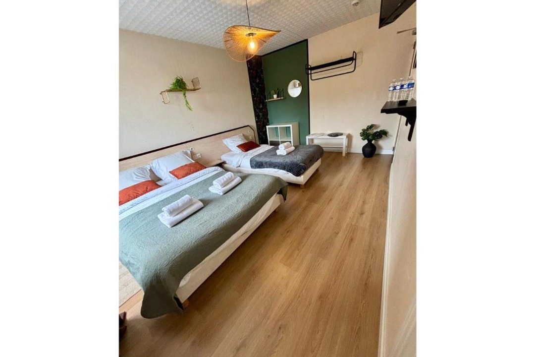 Photo of Others in Pontorson