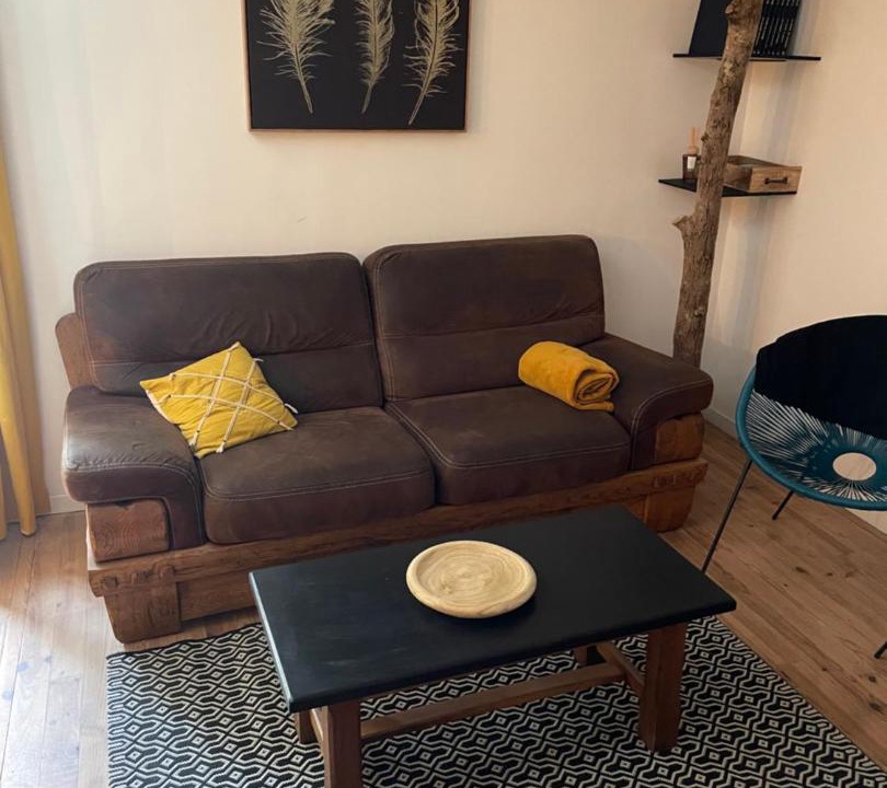 Photo of Livingroom in Montvalent