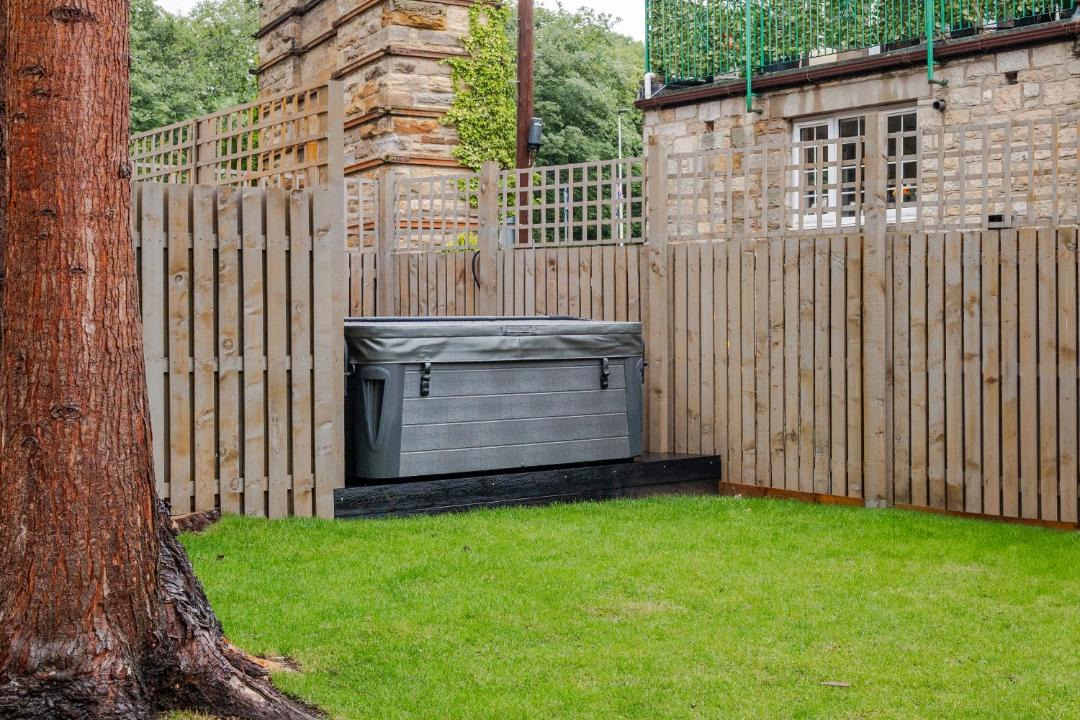 Photo of Others in Newbattle