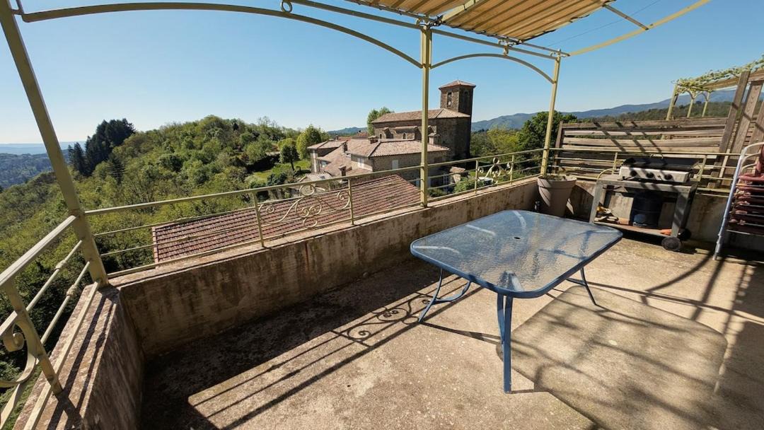 Photo of Patio Balcony in Vals-les-Bains