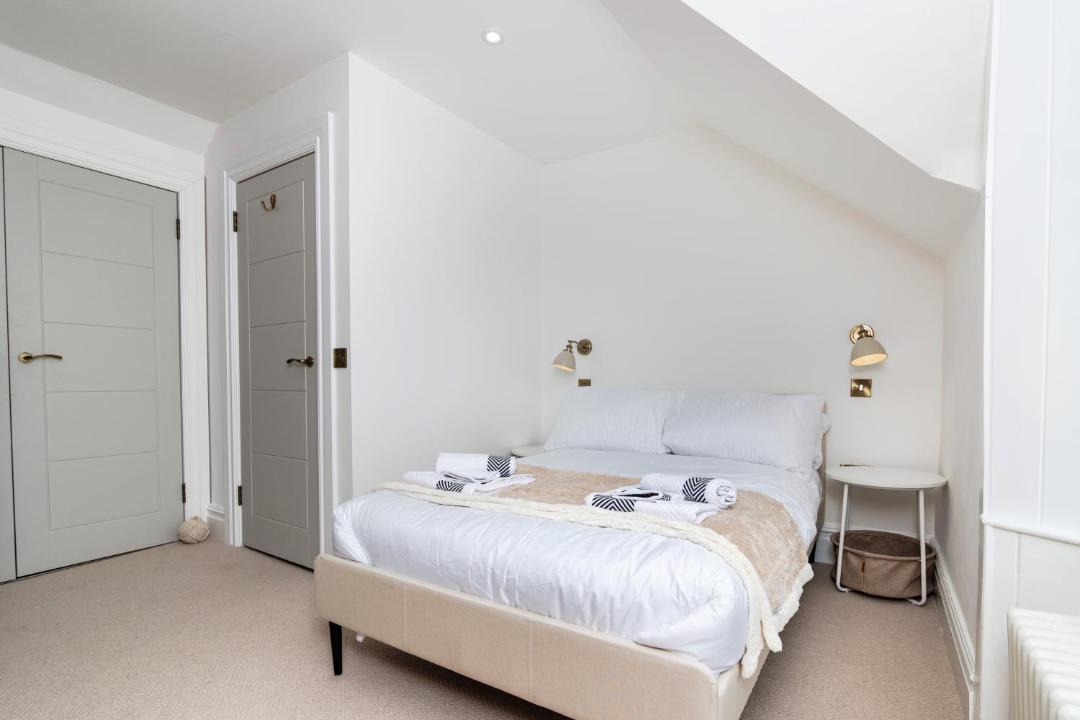 Photo of Others in Newbattle