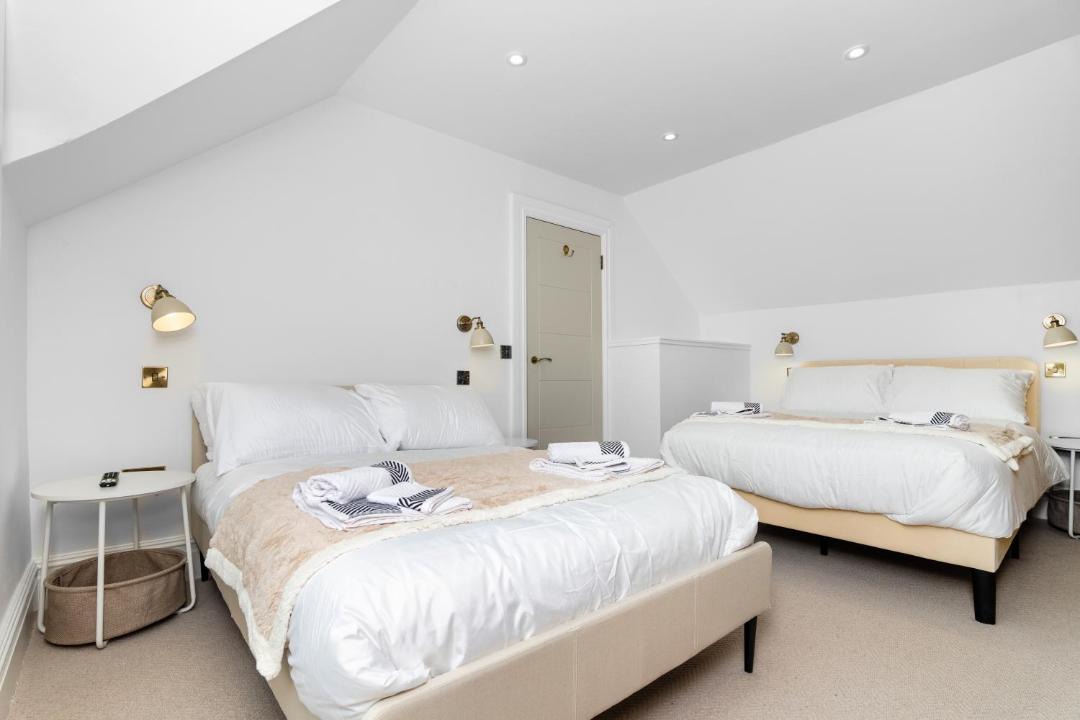 Photo of Others in Newbattle