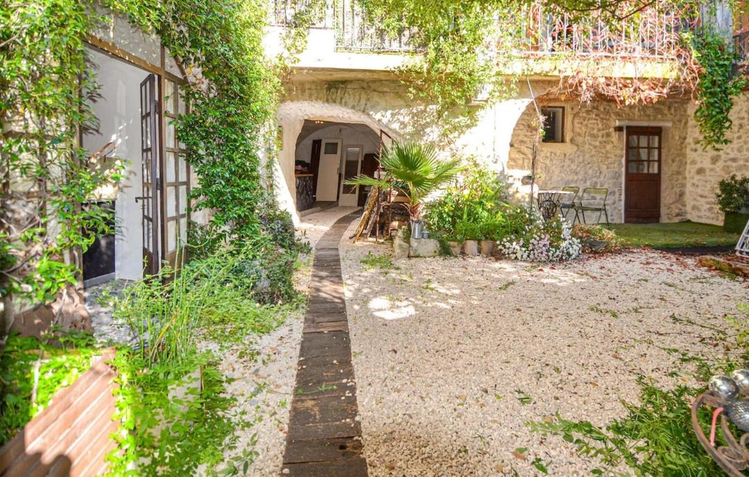 Photo of Others in Fons-sur-Lussan