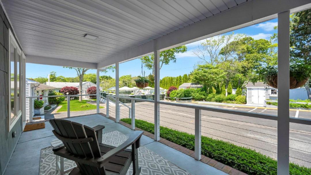 Photo of Patio Balcony in Hampton Bays