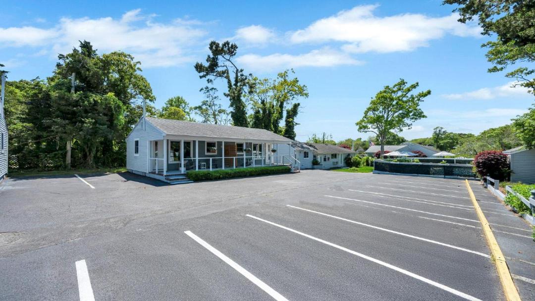 Photo of Others in Hampton Bays