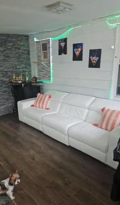 Photo of Livingroom in Saginaw