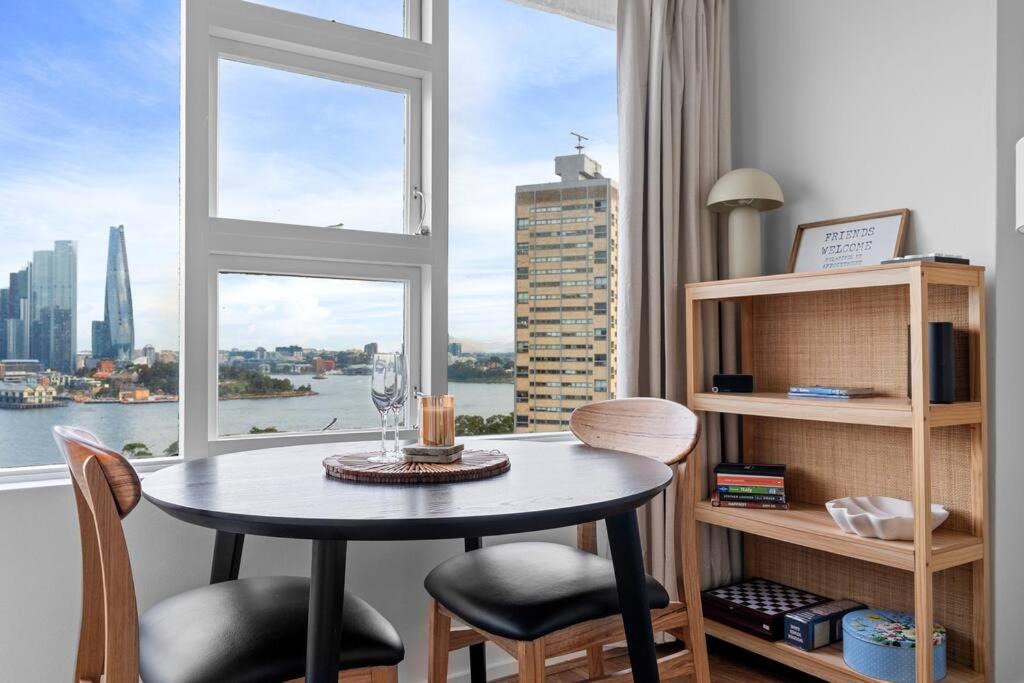 Photo of Others in McMahons Point