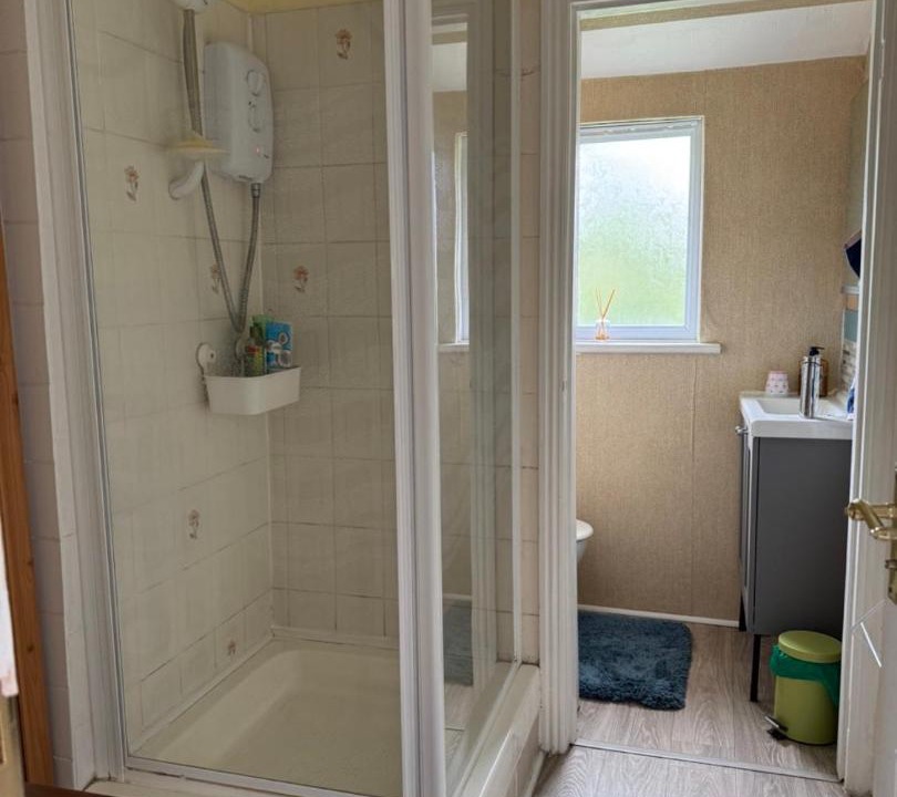 Photo of Bathroom in Waddon