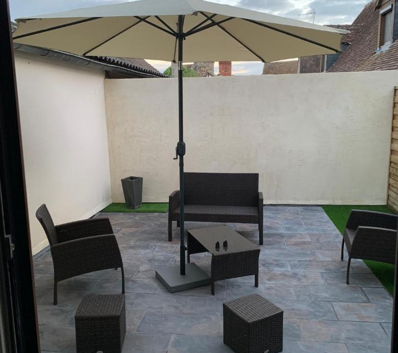 Photo of Patio Balcony in Beaumont-sur-Sarthe