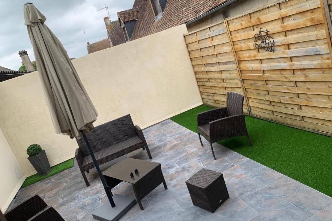 Photo of Patio Balcony in Beaumont-sur-Sarthe