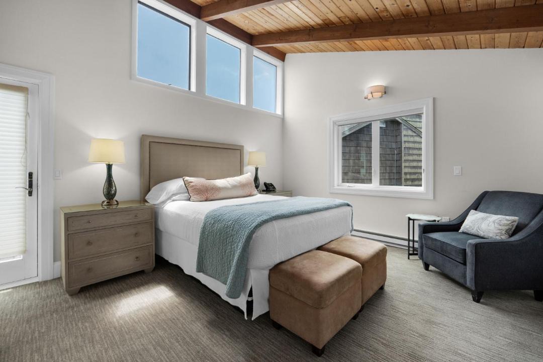 Photo of Bedroom in Downtown Cannon Beach