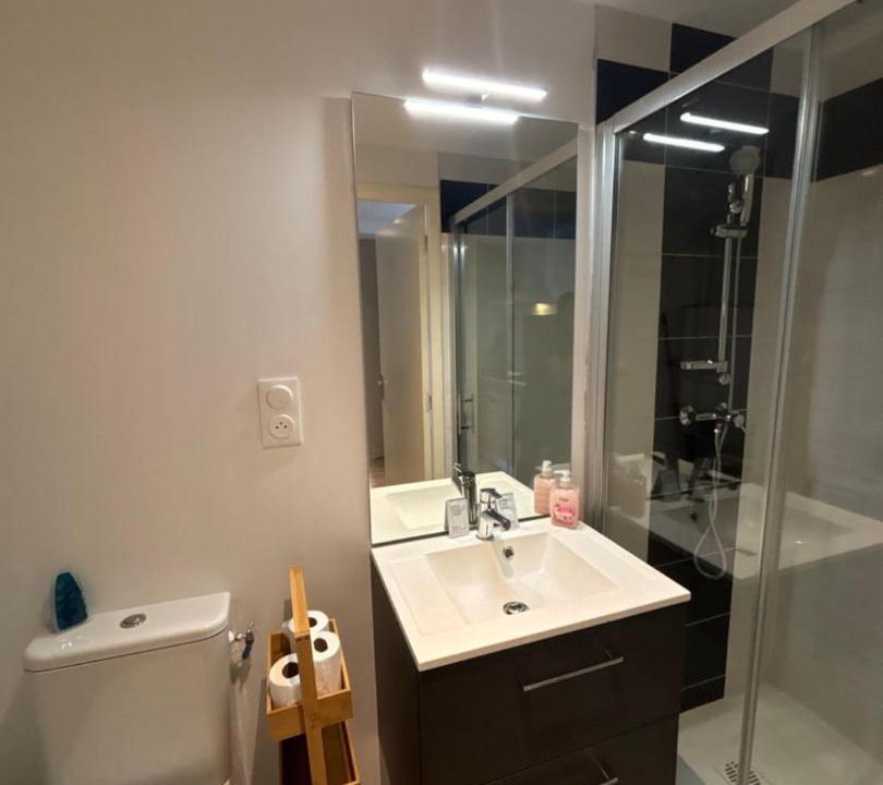 Photo of Bathroom in Roanne