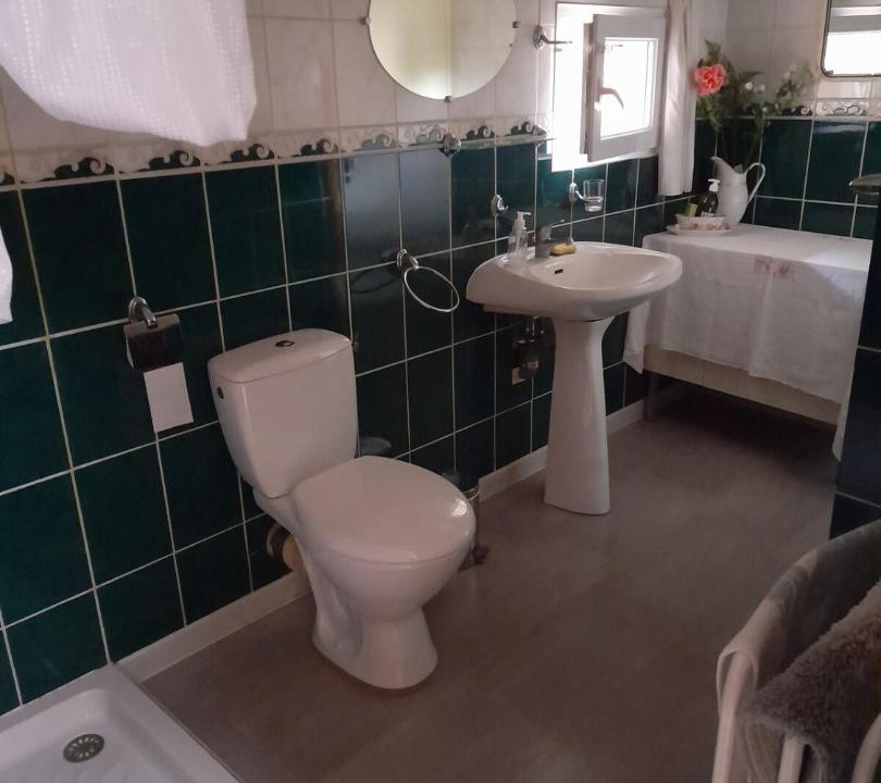 Photo of Bathroom in Moncontour