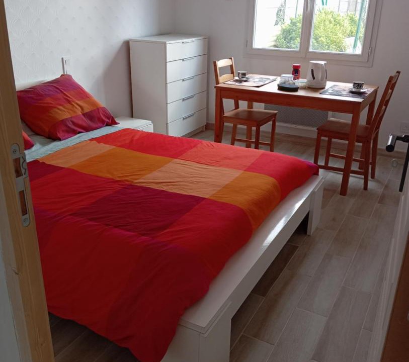 Photo of Bedroom in Luche-Pringe