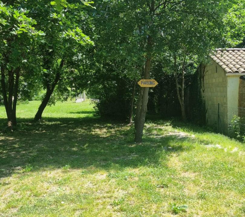 Photo of Others in Aveze