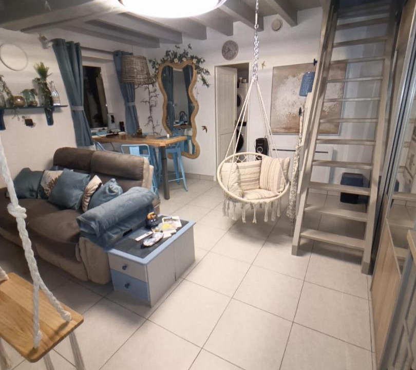 Photo of Others in Ladon