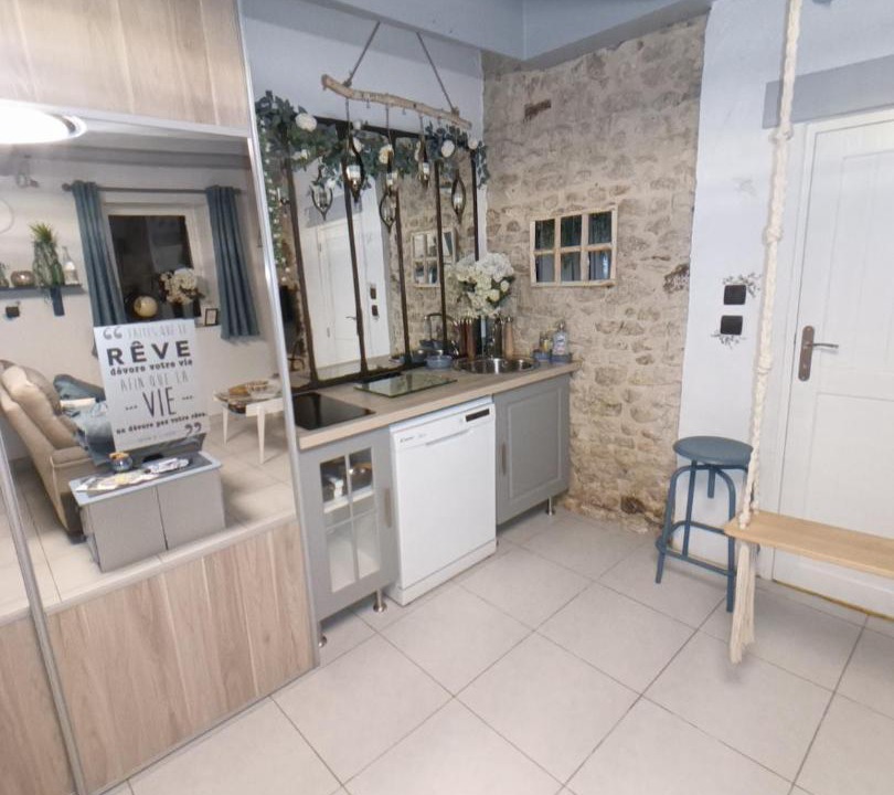 Photo of Kitchen in Ladon