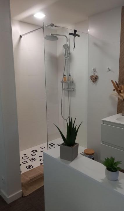 Photo of Bathroom in Singleyrac