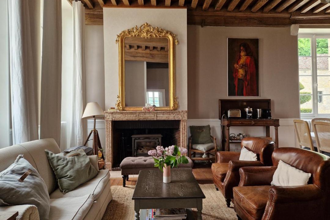 Photo of Livingroom in Mesmont