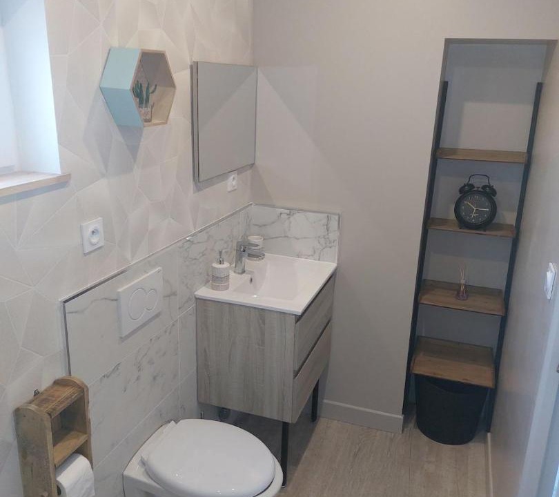 Photo of Bathroom in Le Mesnil-Germain