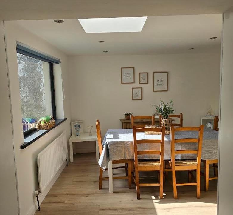 Photo of Others in Moffat