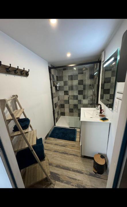 Photo of Others in Touville