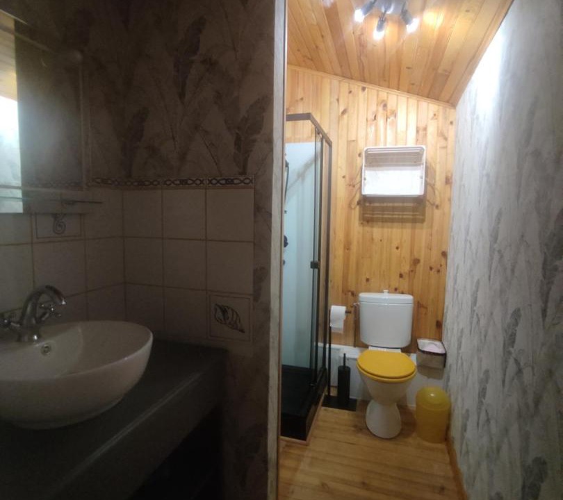 Photo of Bathroom in Sauveterre-De-Guyenne