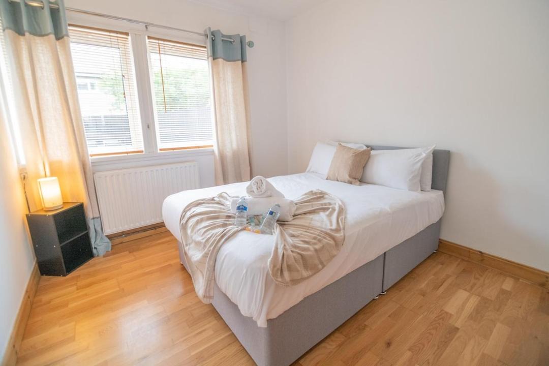 Photo of Bedroom in Clydebank