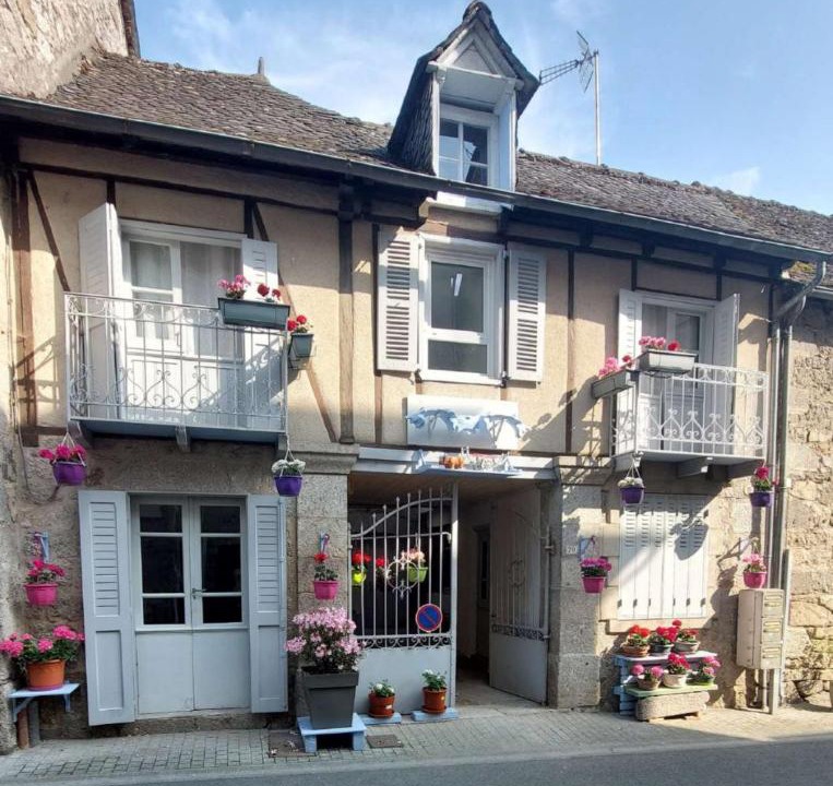 Photo of Others in Senergues