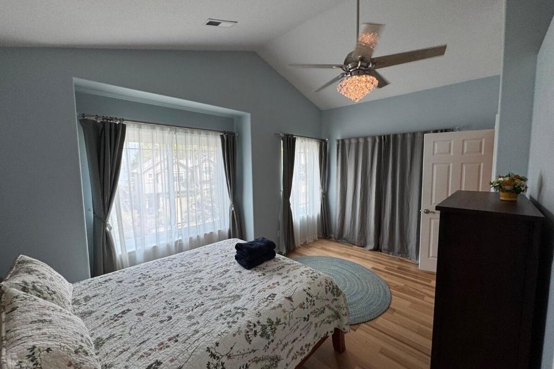 Photo of Others in Bull Mountain