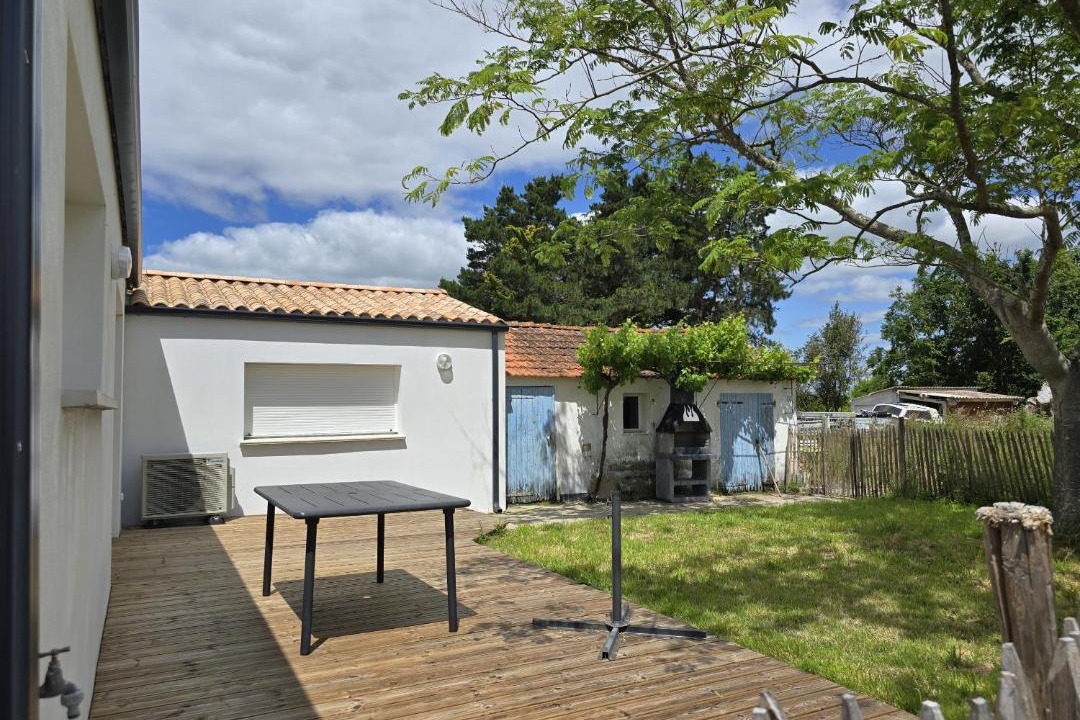 Photo of Others in Le Fenouiller