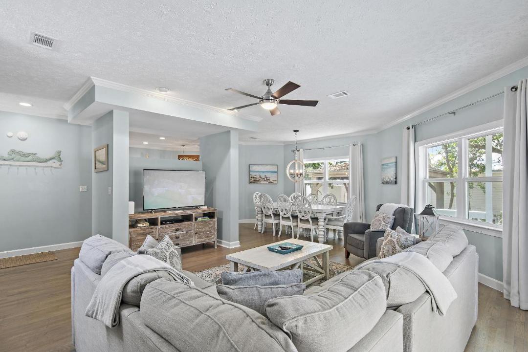 Photo of Others in Clipper Cove