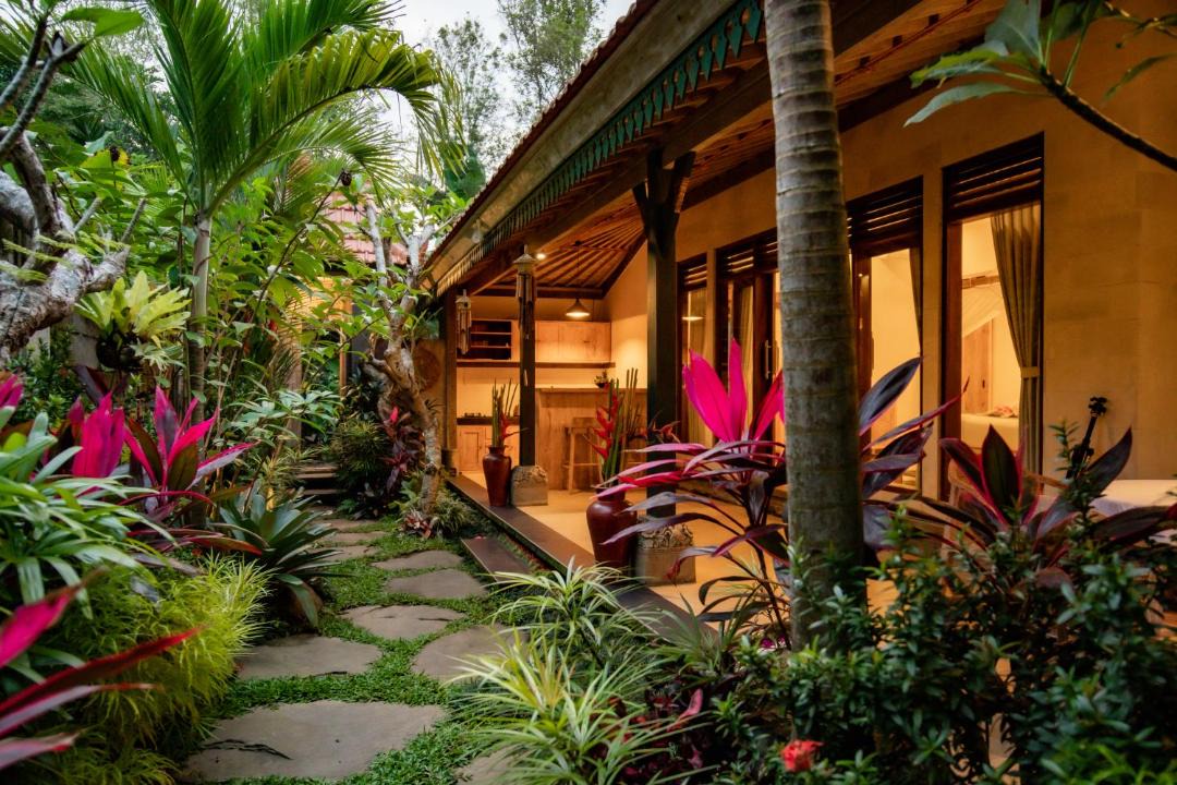 Photo of Others in Kedewatan