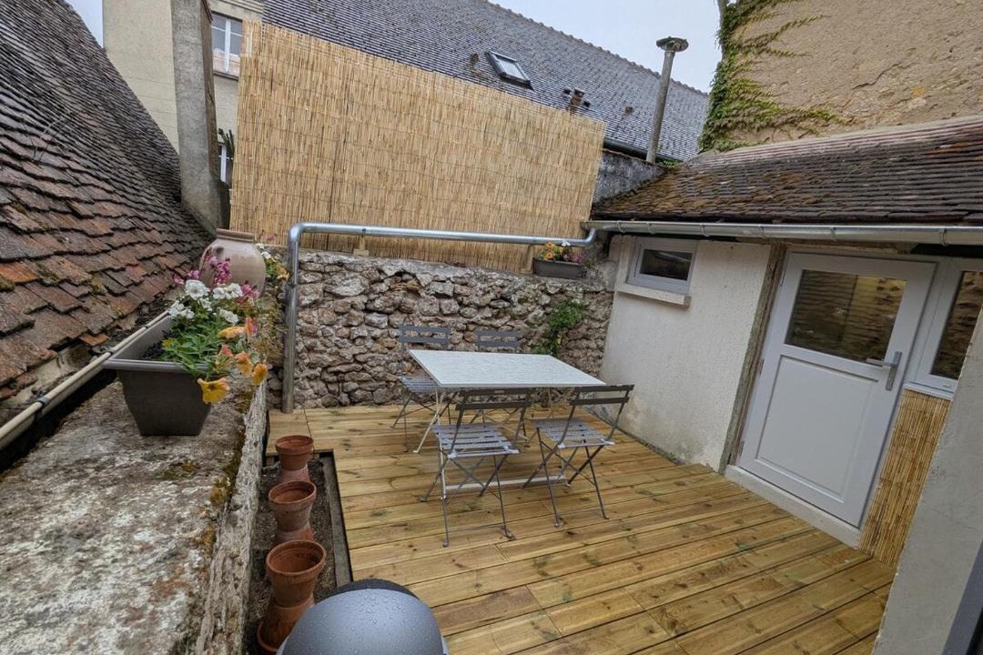 Photo of Patio Balcony in La Chatre