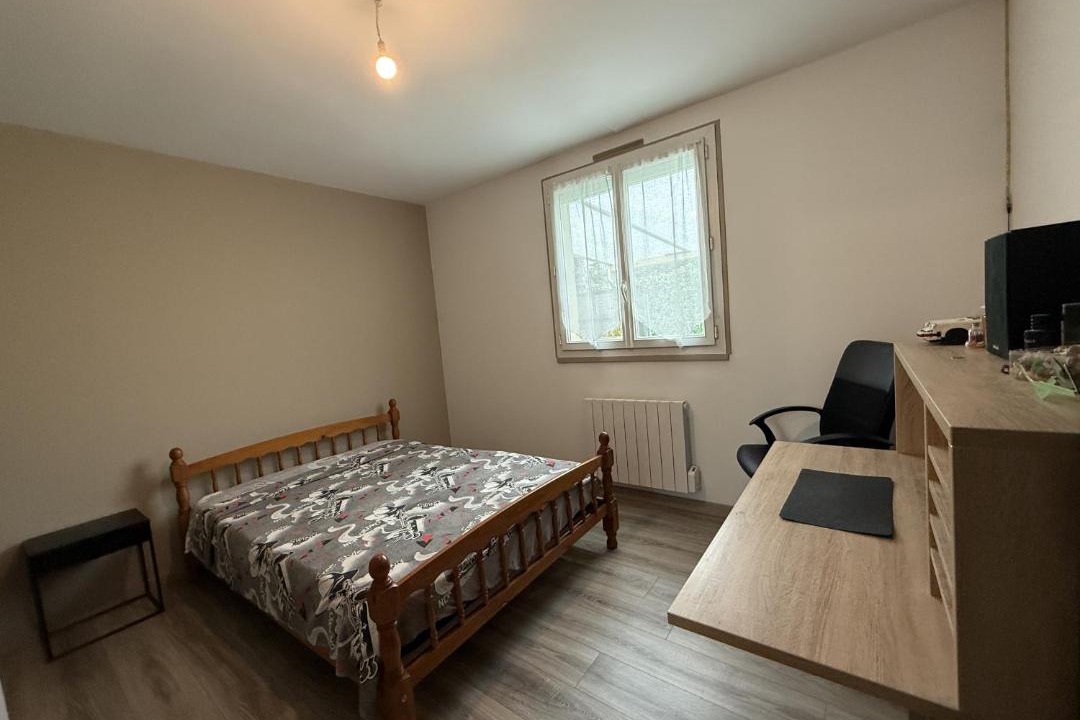 Photo of Bedroom in Marigne-Laille