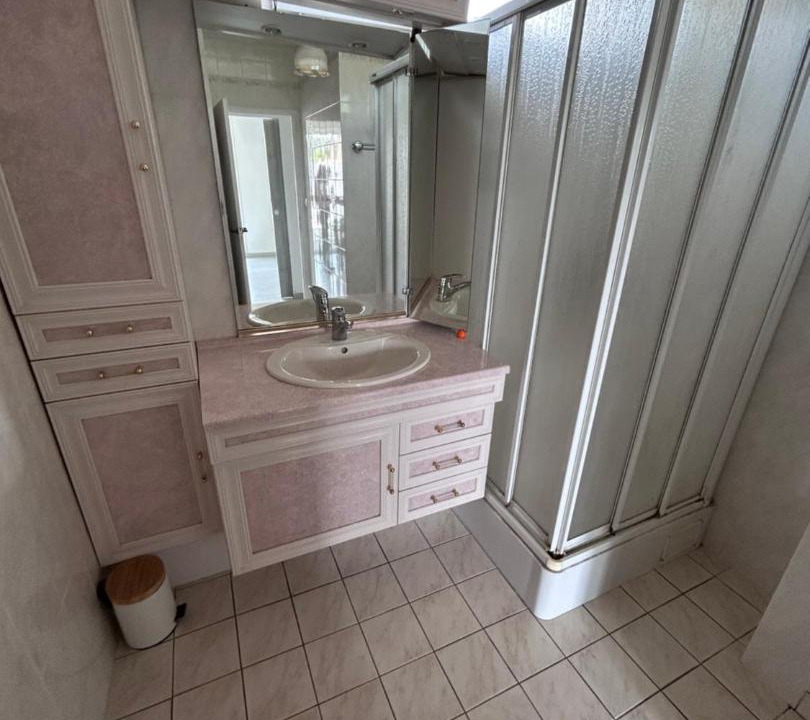Photo of Bathroom in Chammes