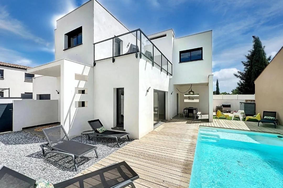 Photo of Others in Serignan