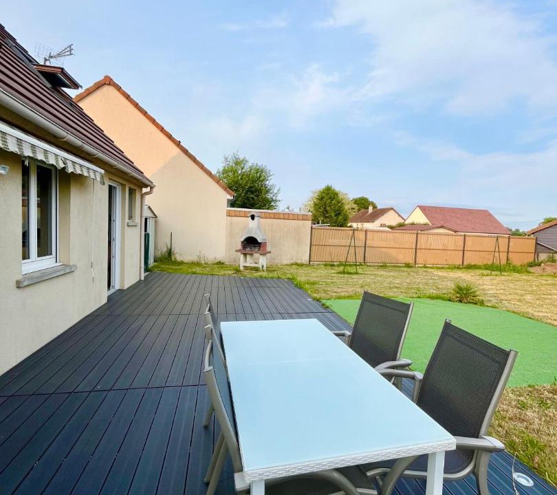 Photo of Others in Sainte-Jamme-sur-Sarthe