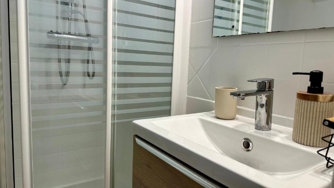 Photo of Bathroom in Pougues-les-Eaux