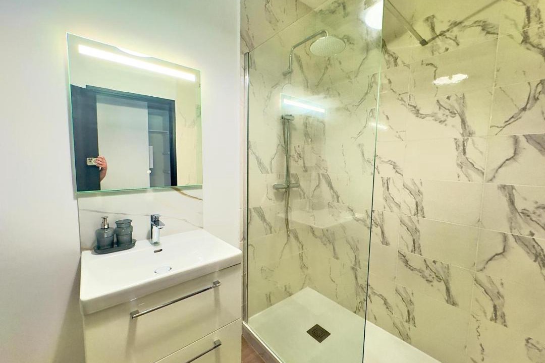 Photo of Bathroom in Douai