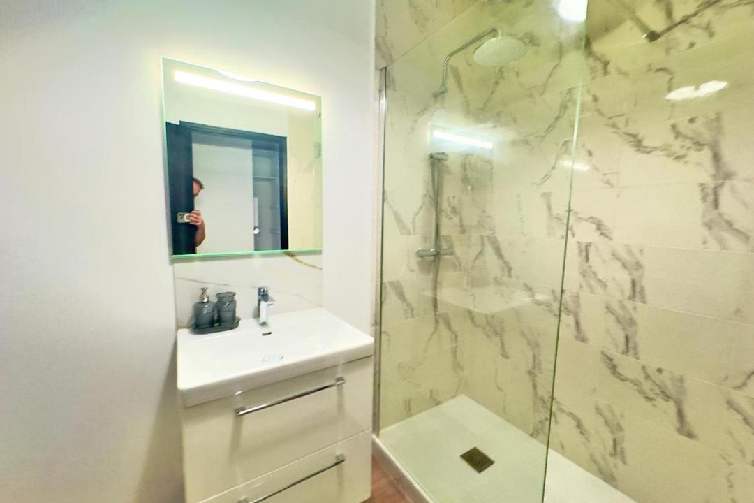 Photo of Bathroom in Douai