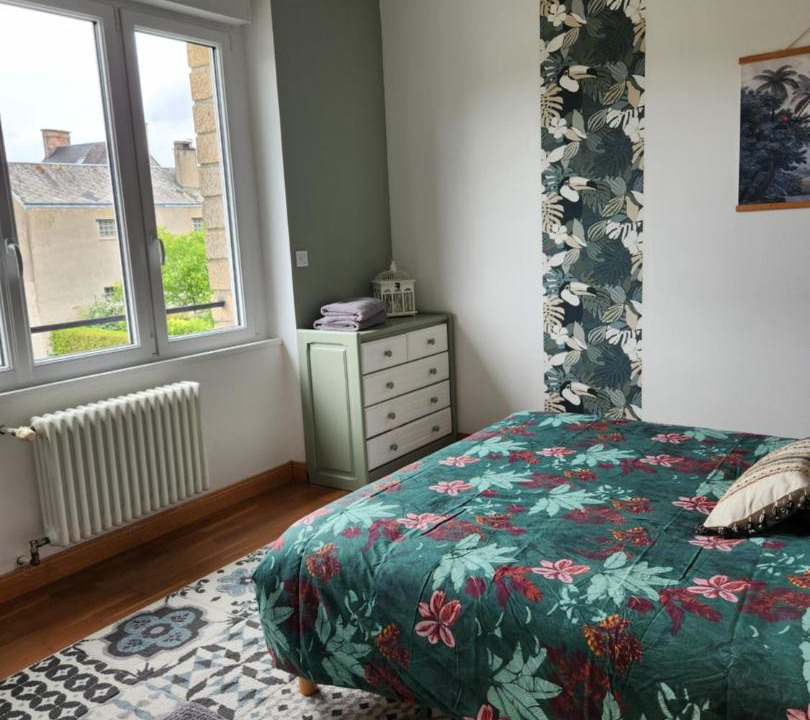 Photo of Bedroom in Pontorson
