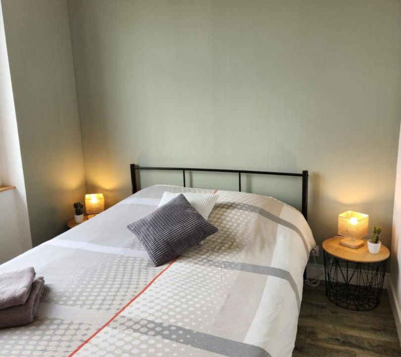 Photo of Bedroom in Pontorson