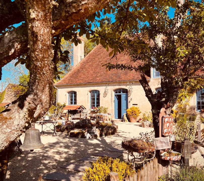 Photo of Others in Leyrat