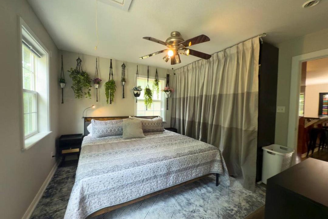 Photo of Bedroom in Eureka Springs