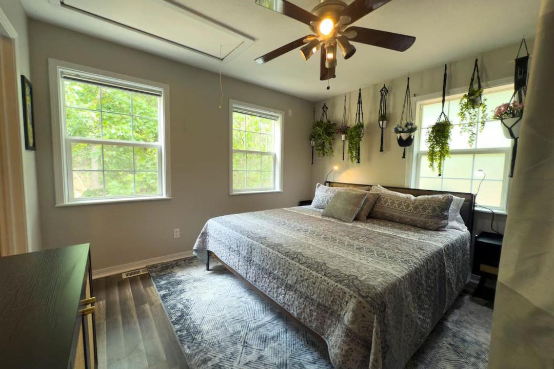 Photo of Bedroom in Eureka Springs
