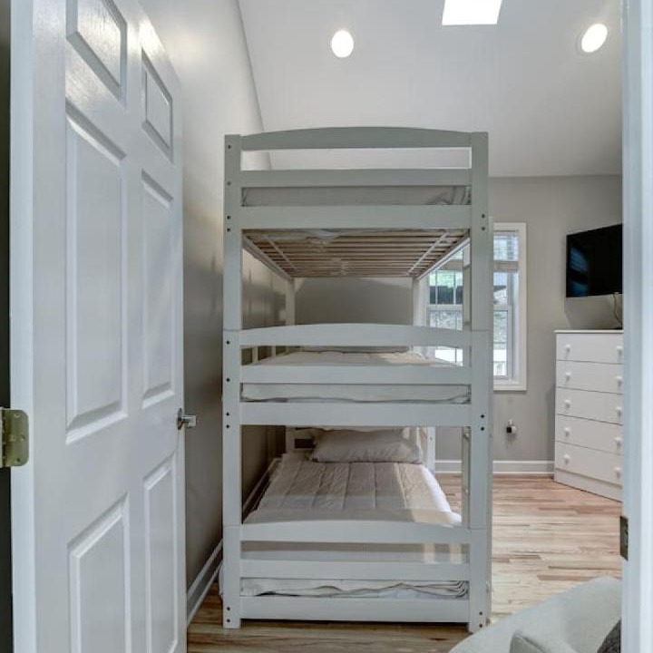 Photo of Bedroom in Skyland