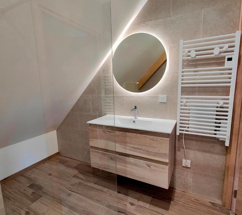 Photo of Bathroom in Saint-Quentin-en-Tourmont