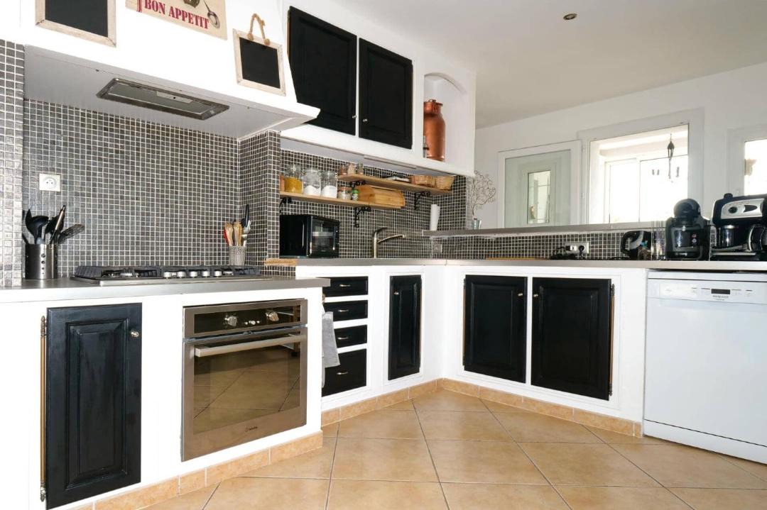 Photo of Kitchen in Flassans-sur-Issole